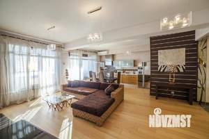 3-к квартира, вторичка, 230м2, 11/13 этаж
