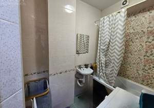 2-к квартира, вторичка, 45м2, 1/8 этаж