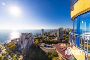 4-к квартира, вторичка, 148м2, 8/22 этаж