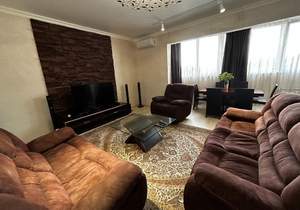 3-к квартира, вторичка, 100м2, 1/10 этаж