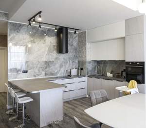2-к квартира, вторичка, 70м2, 11/17 этаж