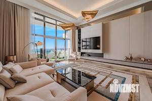 2-к квартира, вторичка, 130м2, 17/23 этаж