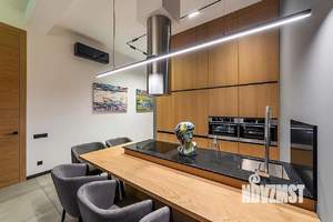 3-к квартира, вторичка, 109м2, 12/20 этаж