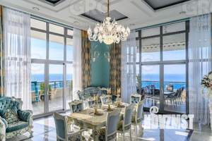 3-к квартира, вторичка, 300м2, 14/15 этаж