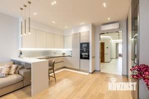 3-к квартира, вторичка, 70м2, 22/25 этаж