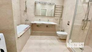 2-к квартира, вторичка, 79м2, 1/17 этаж