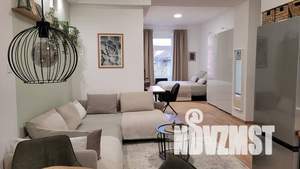Студия квартира, вторичка, 40м2, 1/3 этаж