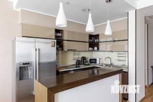 4-к квартира, вторичка, 160м2, 15/16 этаж