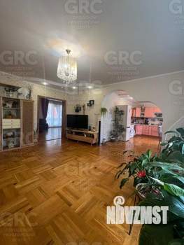 5-к квартира, вторичка, 140м2, 5/6 этаж
