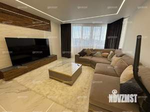 3-к квартира, вторичка, 139м2, 8/19 этаж