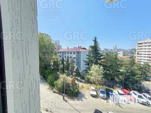 Студия квартира, вторичка, 37м2, 1/3 этаж