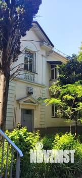 5-к квартира, вторичка, 325м2, 2/2 этаж