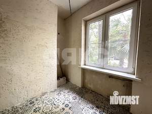 2-к квартира, вторичка, 43м2, 1/4 этаж