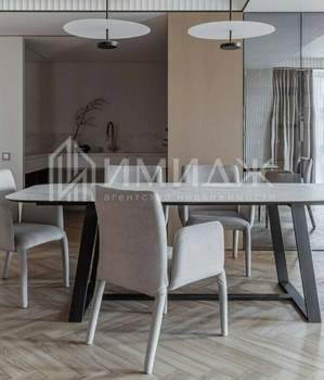 3-к квартира, вторичка, 120м2, 3/4 этаж