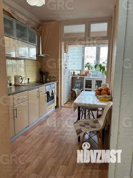 Студия квартира, вторичка, 61м2, 8/12 этаж