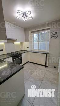 2-к квартира, вторичка, 43м2, 1/5 этаж