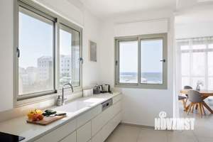 1-к квартира, вторичка, 56м2, 7/16 этаж