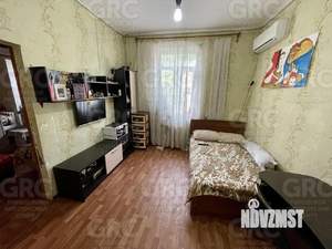 4-к квартира, вторичка, 68м2, 2/2 этаж