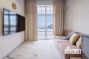 3-к квартира, вторичка, 82м2, 1/3 этаж