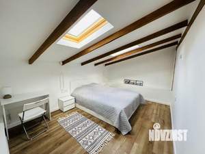 4-к квартира, вторичка, 130м2, 3/3 этаж