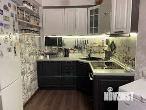 2-к квартира, вторичка, 56м2, 1/9 этаж