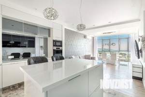 2-к квартира, вторичка, 130м2, 12/23 этаж