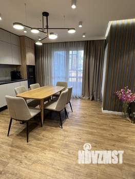 3-к квартира, вторичка, 90м2, 7/22 этаж