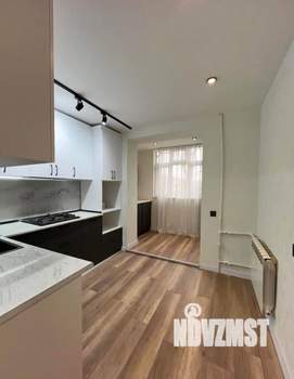 2-к квартира, вторичка, 56м2, 11/18 этаж