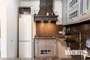 3-к квартира, вторичка, 150м2, 3/6 этаж