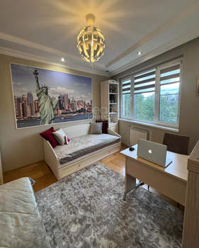 3-к квартира, вторичка, 90м2, 6/19 этаж