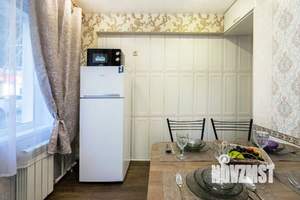 2-к квартира, вторичка, 53м2, 1/5 этаж