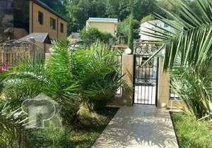 4-к квартира, вторичка, 132м2, 1/4 этаж