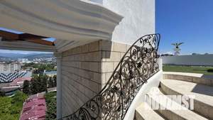 3-к квартира, вторичка, 180м2, 16/16 этаж