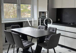3-к квартира, вторичка, 99м2, 3/7 этаж