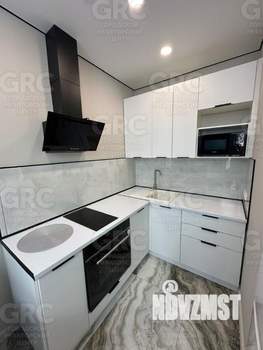 2-к квартира, вторичка, 35м2, 11/18 этаж