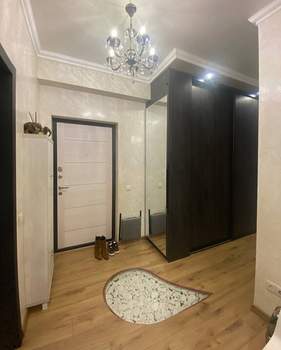 2-к квартира, вторичка, 52м2, 1/4 этаж