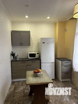 Студия квартира, вторичка, 32м2, 1/4 этаж