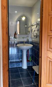 7-к квартира, вторичка, 281м2, 2/4 этаж