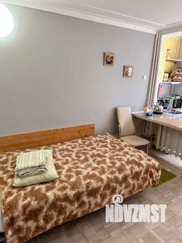 Студия квартира, вторичка, 18м2, 1/5 этаж