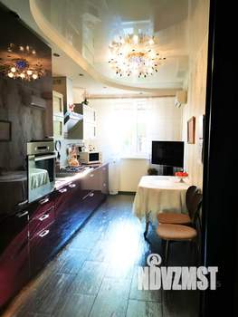 2-к квартира, вторичка, 61м2, 1/5 этаж