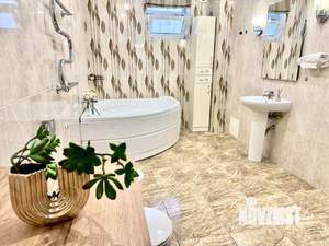 3-к квартира, вторичка, 125м2, 1/5 этаж