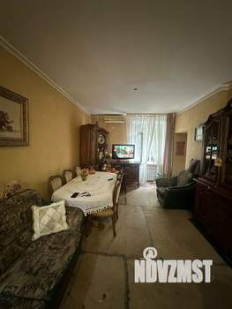4-к квартира, вторичка, 90м2, 1/3 этаж