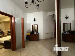 3-к квартира, вторичка, 163м2, 2/6 этаж