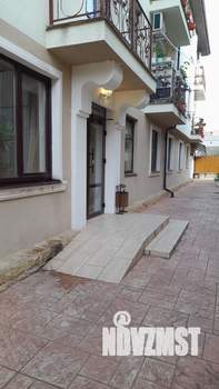 Студия квартира, вторичка, 32м2, 1/3 этаж