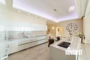 3-к квартира, вторичка, 157м2, 14/23 этаж