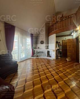 5-к квартира, вторичка, 140м2, 5/6 этаж