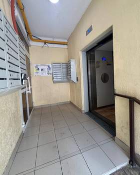 2-к квартира, вторичка, 61м2, 7/8 этаж