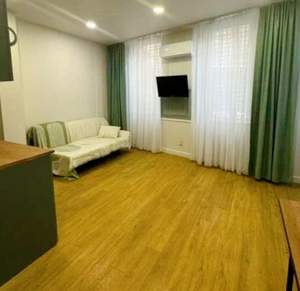 Студия квартира, вторичка, 25м2, 1/5 этаж