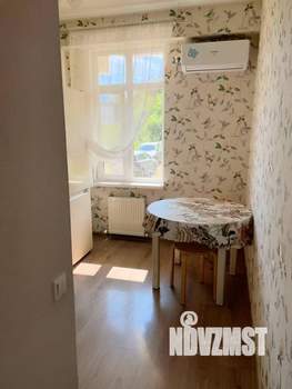 2-к квартира, вторичка, 42м2, 1/6 этаж