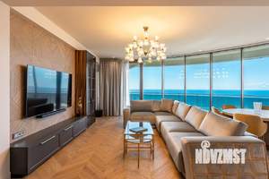 3-к квартира, вторичка, 120м2, 18/24 этаж